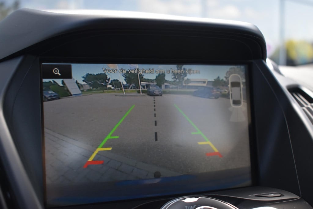 Ford Kuga 1.5 titanium | volledig dealer onderhouden | trekhaak | 1800kg tr