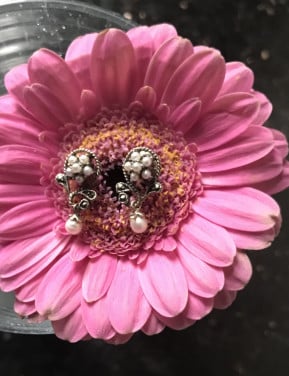 VINTED Oorbellen met pareltjes-zilver met goud