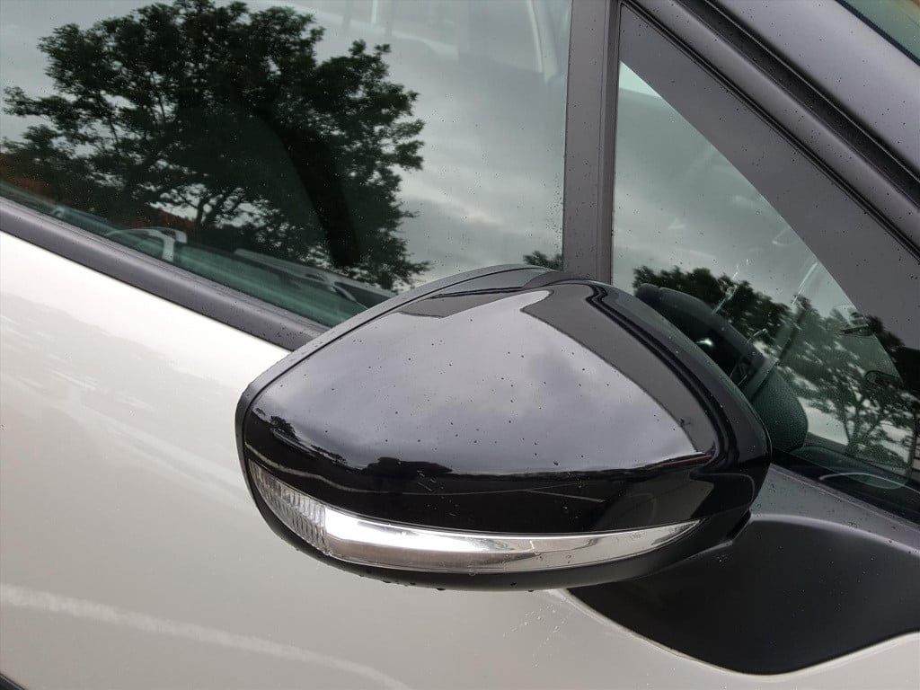 Citroen C3 shine 1.2 pt-110pk automaat navigatie via apple carplay & androi