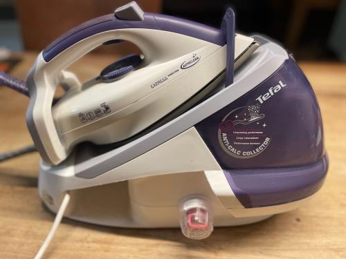 Gratis afhalen. Tefal strijkijzer