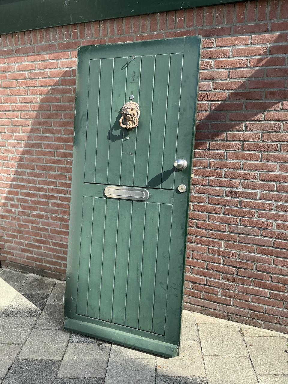 Voordeur (B)