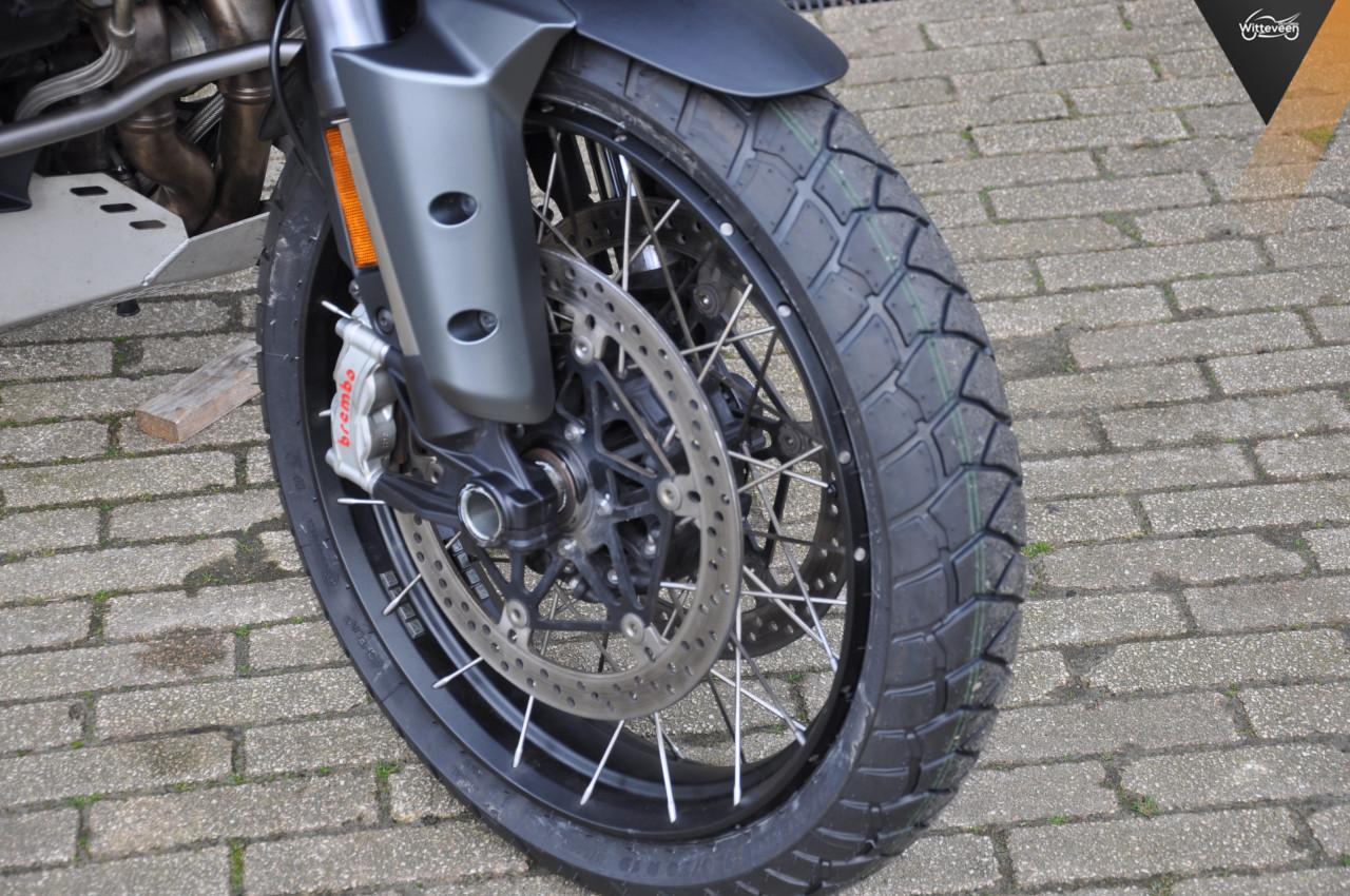Ducati Multistrada V4 S Travel, radar, spaakvelgen
