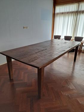 Flinke massieve tafel (120 x 265 x 79)