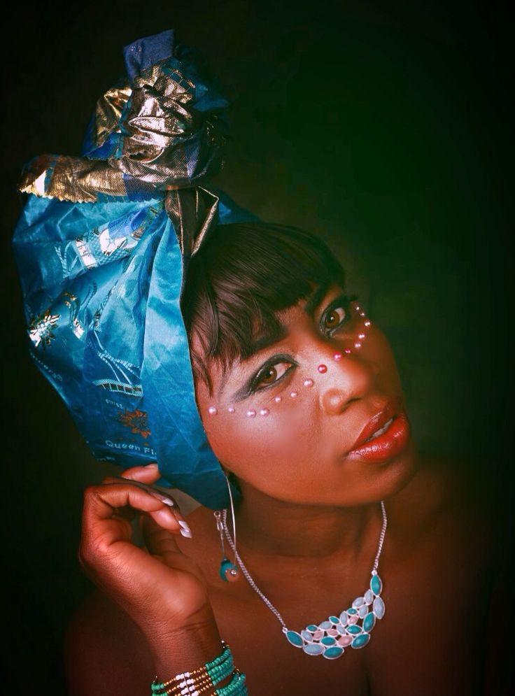 Foto Model Aangeboden