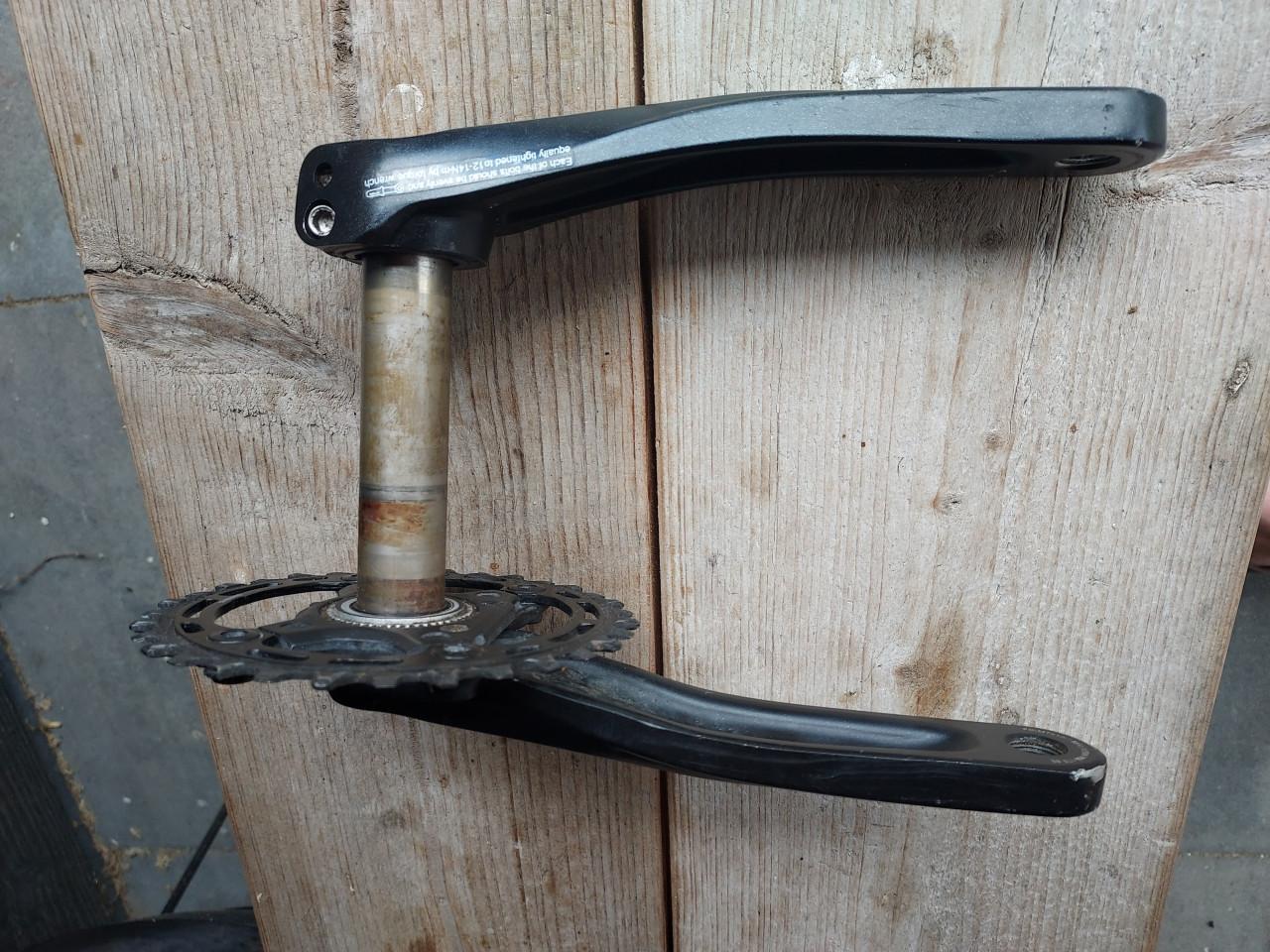 Shimano MTB crankstel