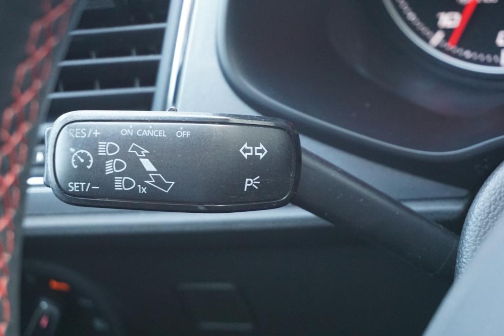 Seat Leon st 1.4 ecotsi fr connect climate / navi / cruise / camera / parke