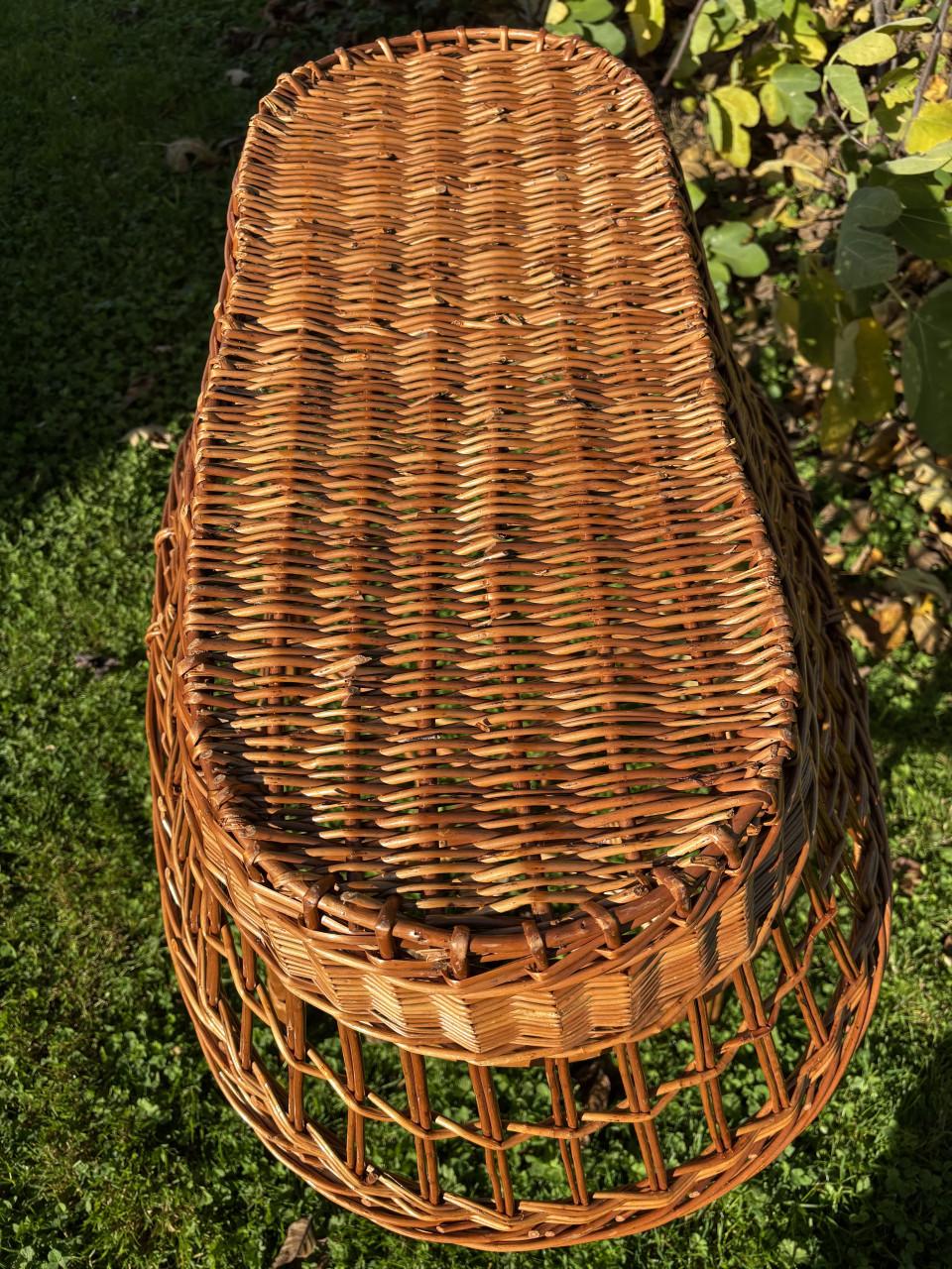 Wieg met onderstel in rotan