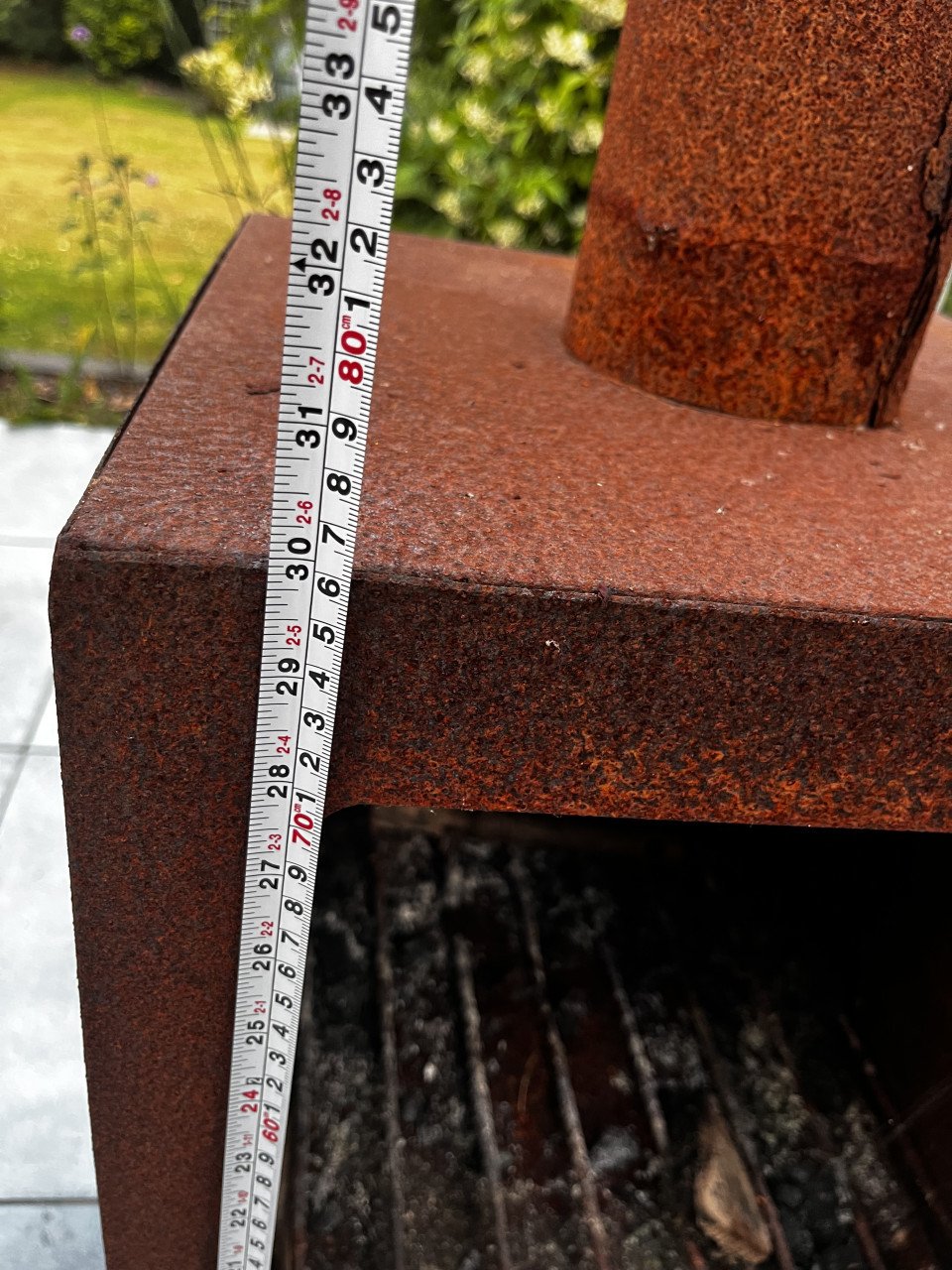 Tuinkachel, voor op terras. Was 150 euro.