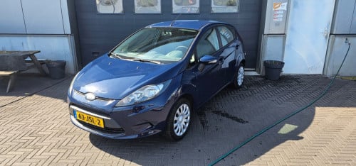 TE KOOP FORD FIESTA 1.25 LIMITED ZUINIGHEIDSLABEL B MET AIRCO