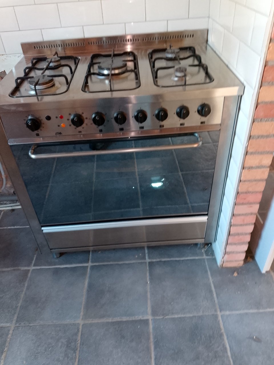Te koop Etna 5 pits gasfornuis