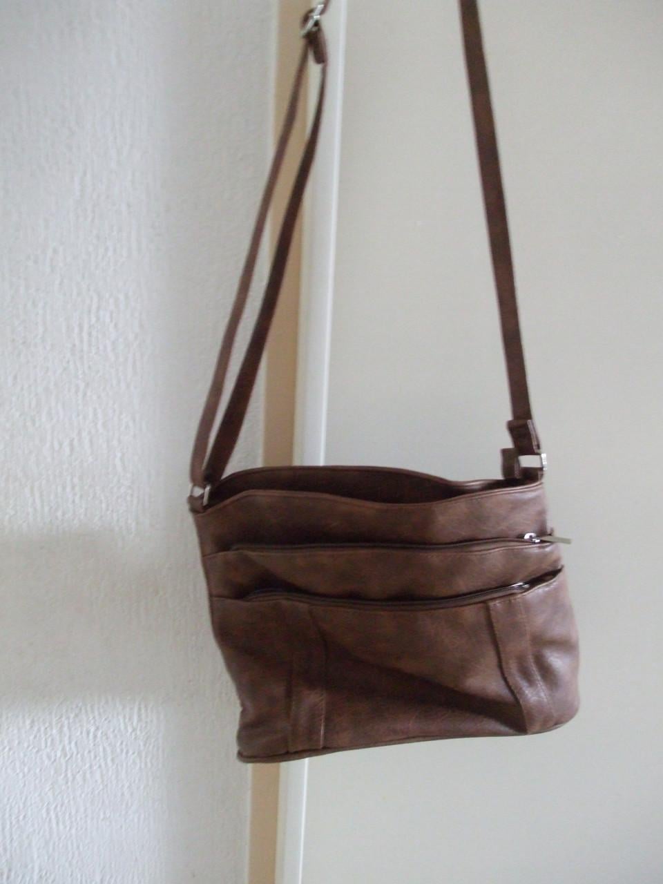 Te koop mooie schoudertas.(nieuw).