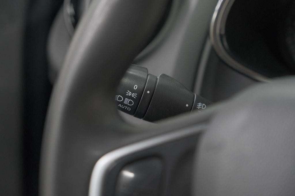 Renault Clio tce 90 limited | camera | navigatie | parkeersensoren | climat