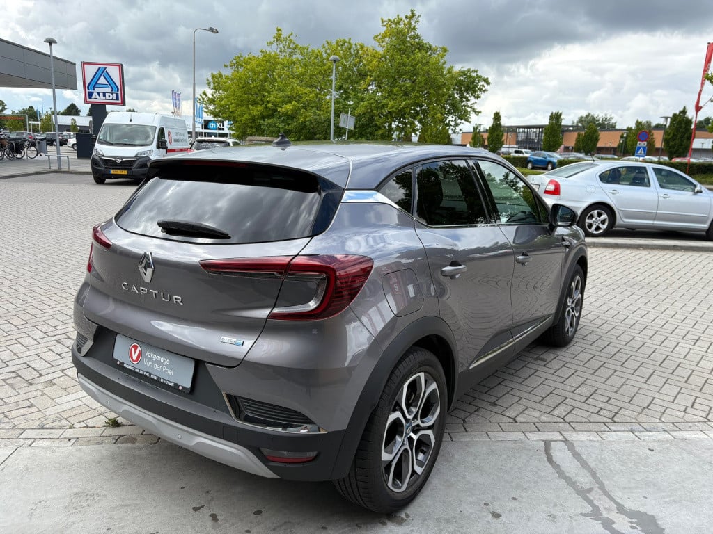 Renault Captur 1.6 e-tech plug-in hybrid 160 intens