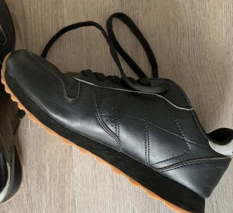 Sketchers zwart maat 37