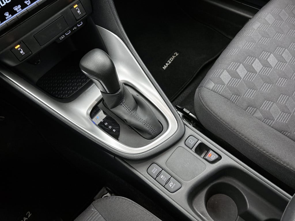 Mazda 2 Hybrid 1.5 centre-line camera | climate control | stoelverwarming