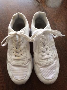 Gymschoenen / sportschoenen maat 37