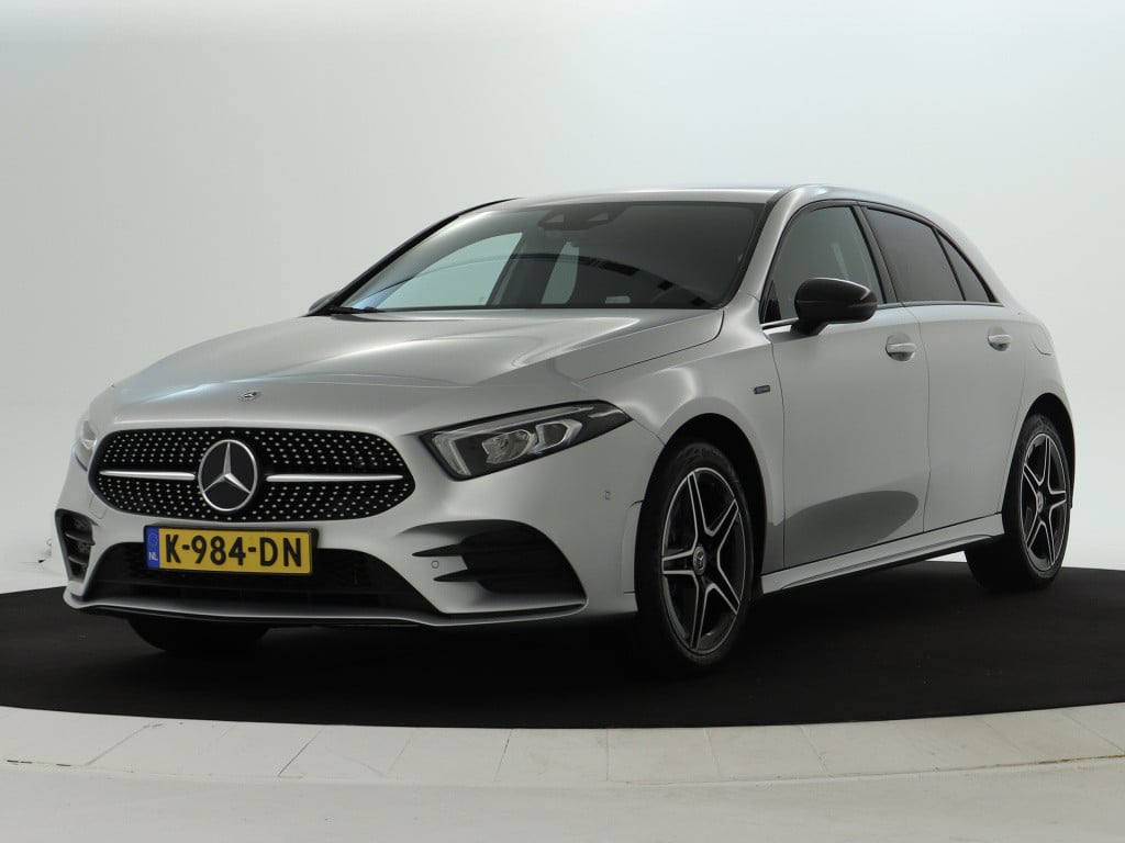 Mercedes-Benz A-Klasse 250 e business solution amg inclusief 24 maanden mb 