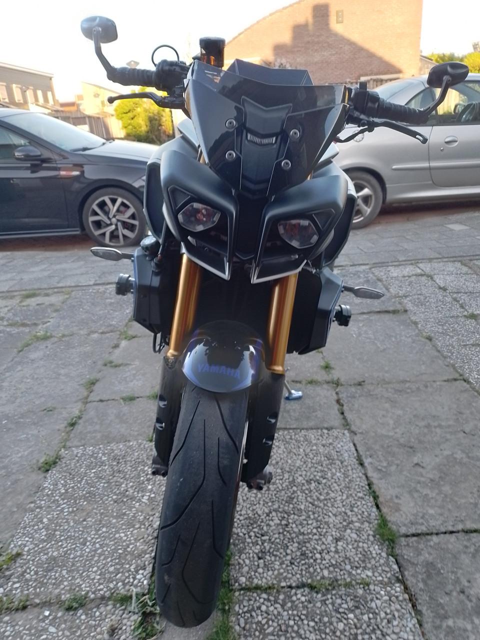 Yamaha mt-10