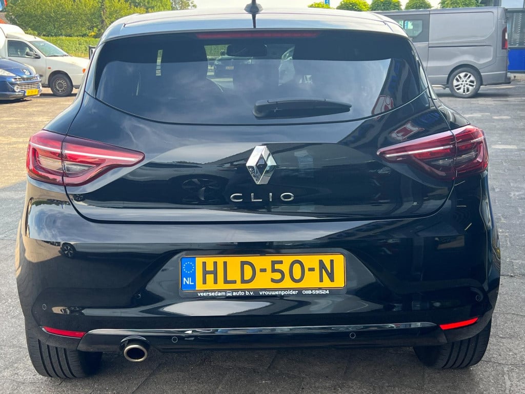 Renault Clio 1.3 tce full options