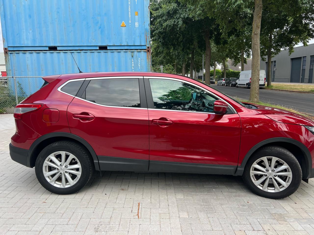 Nissan Qashqai 1.2 Connect Edition 109.790km