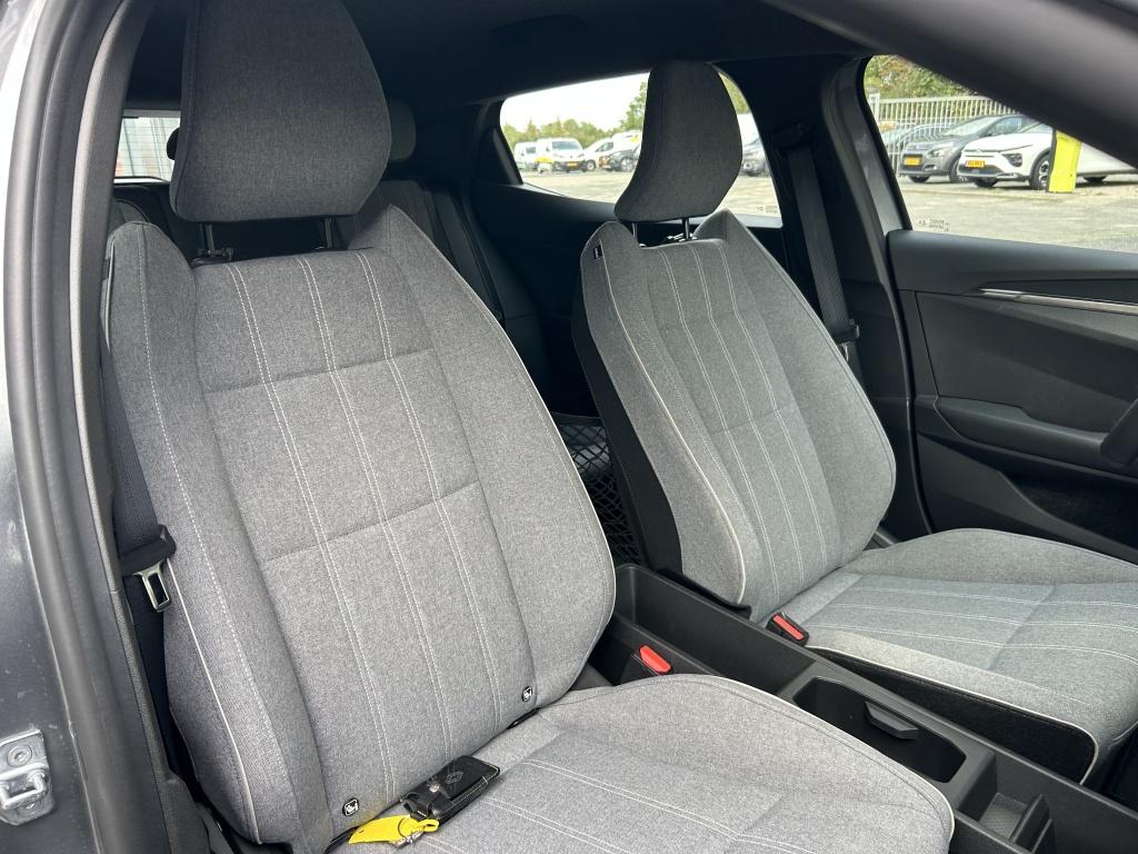 Renault Megane E-tech 60kwh 130pk comfort range evolution