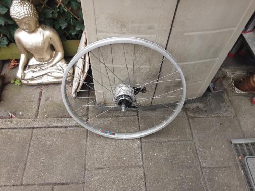 26 x 1,75 inch shimano nexus achterwiel, 7 speed,rollerbrake rem
