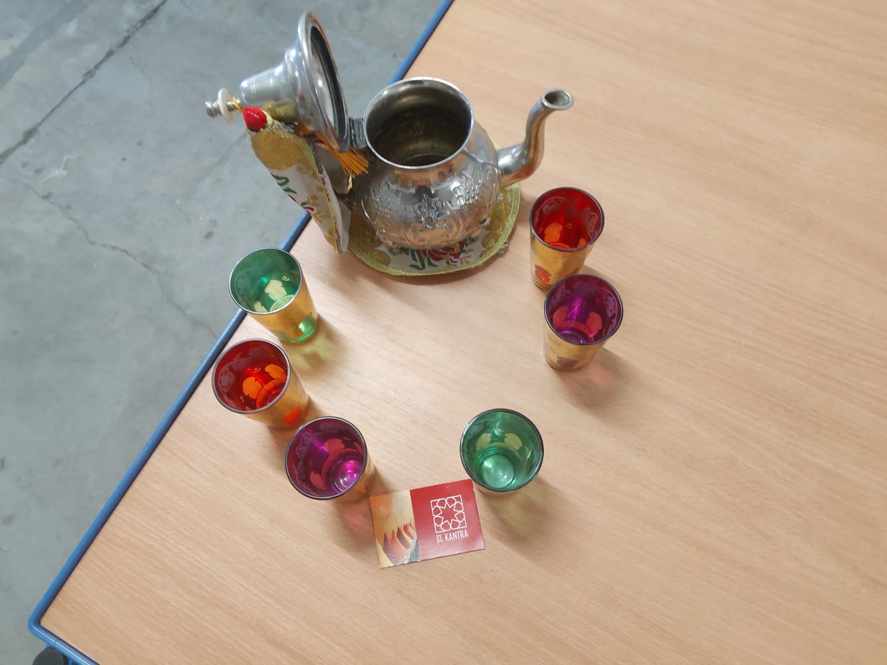 Theepot theeset Marokkaanse El Kantra