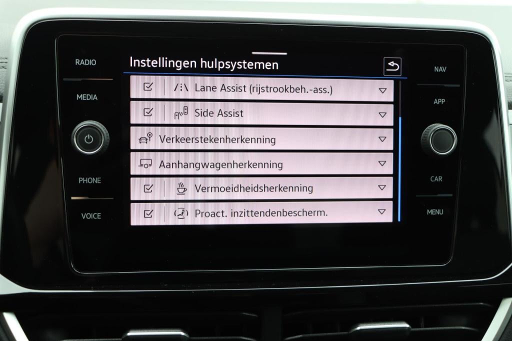 Volkswagen T-roc 1.0 tsi r-line 110pk