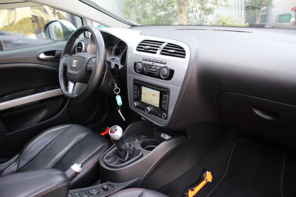 Seat Leon 1.2 tsi copa - leder - schuifkantel - trekhaak - xenon - pdc - na
