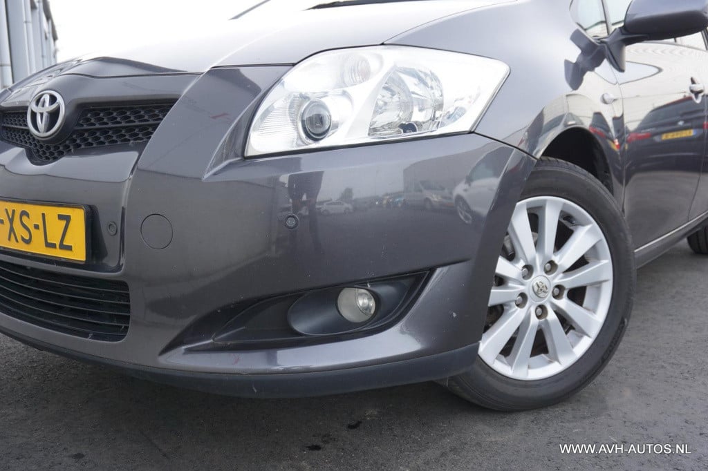 Toyota Auris 1.6-16v luna business