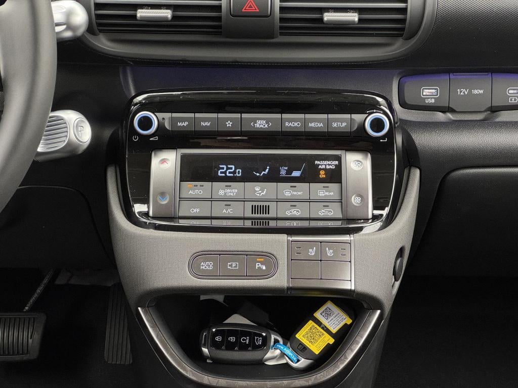 Hyundai Inster evolve 49 kwh winter + tech pack