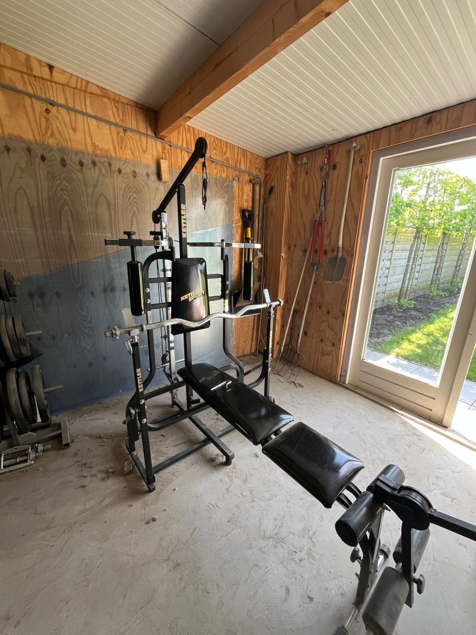 Fitness apparatuur incl. +/- 200KG gewicht