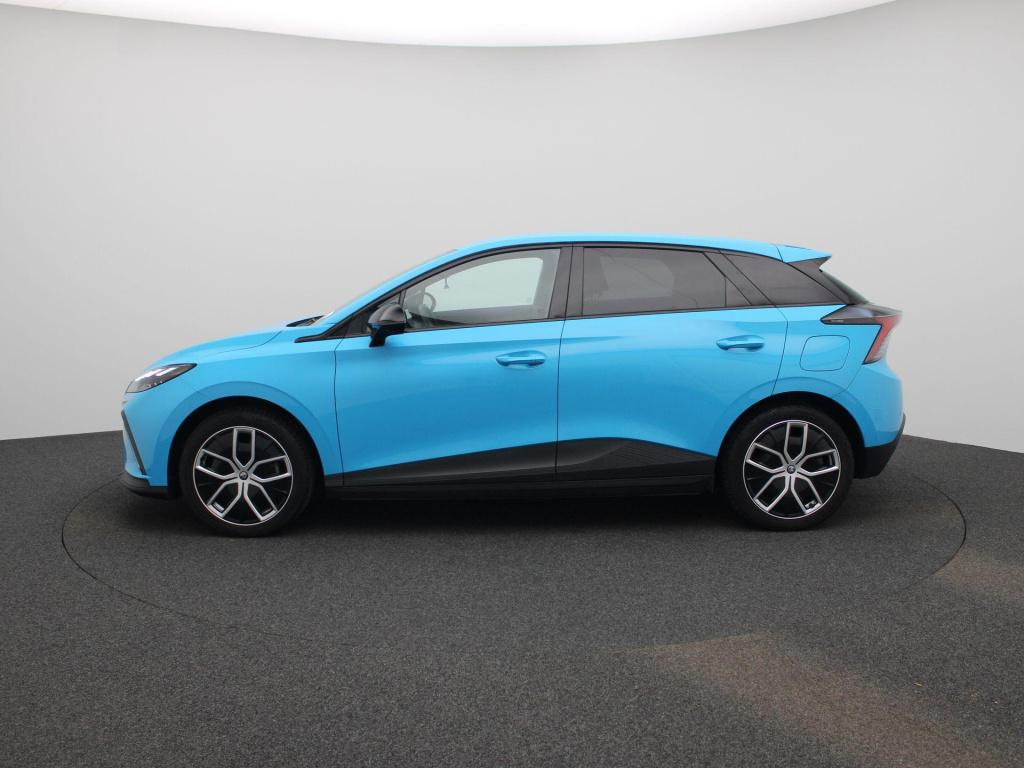MG Mg4 64 kwh luxury all-season banden / navigatiesysteem / carplay / remot