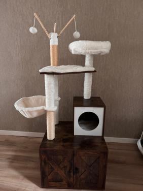 Krabpaal met ruimte voor kattenbak