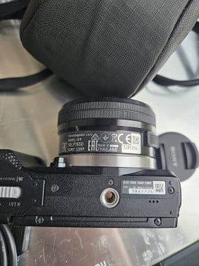 Werkende Sony A5000 camera incl opbergtas en lens...