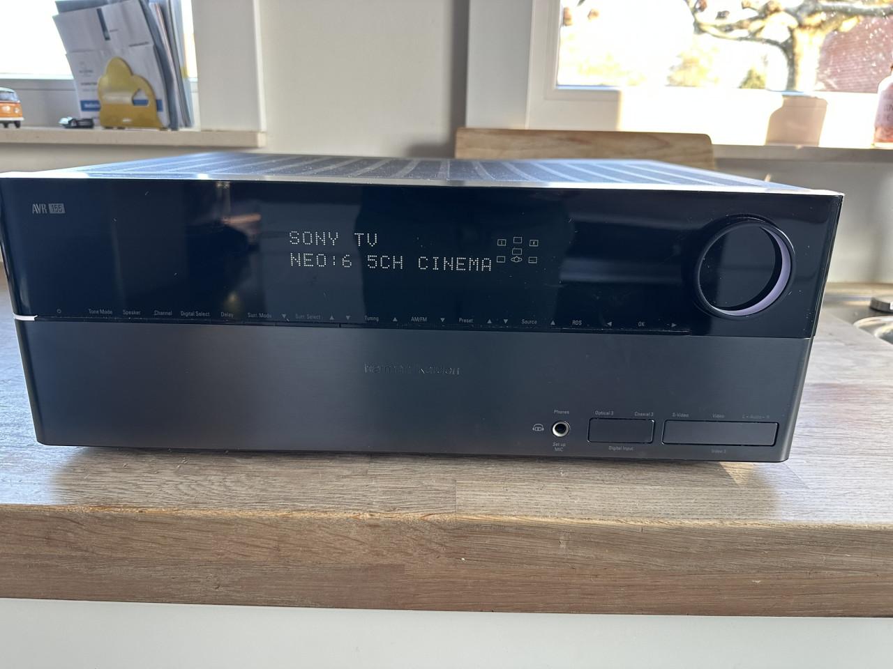 Harman Kardon AVR155 - AV receiver