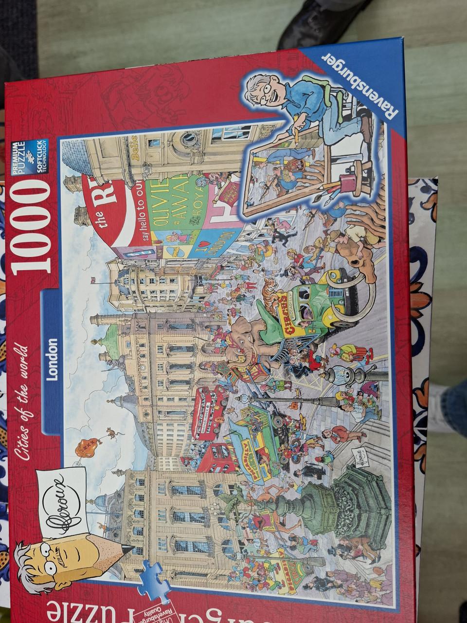 Te koop 23 zgan mooie puzzels