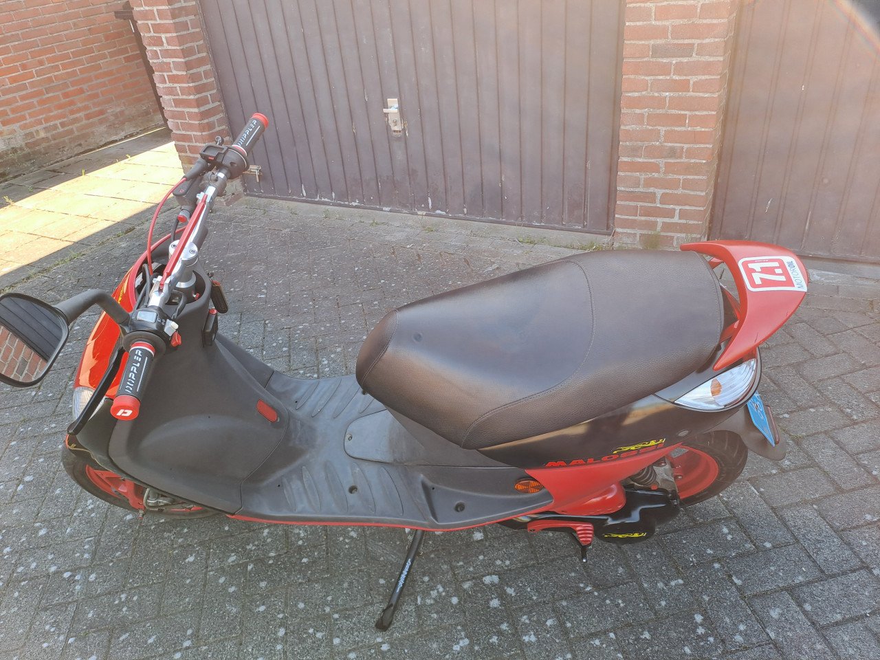 Te koop stoere peugeot vivacity