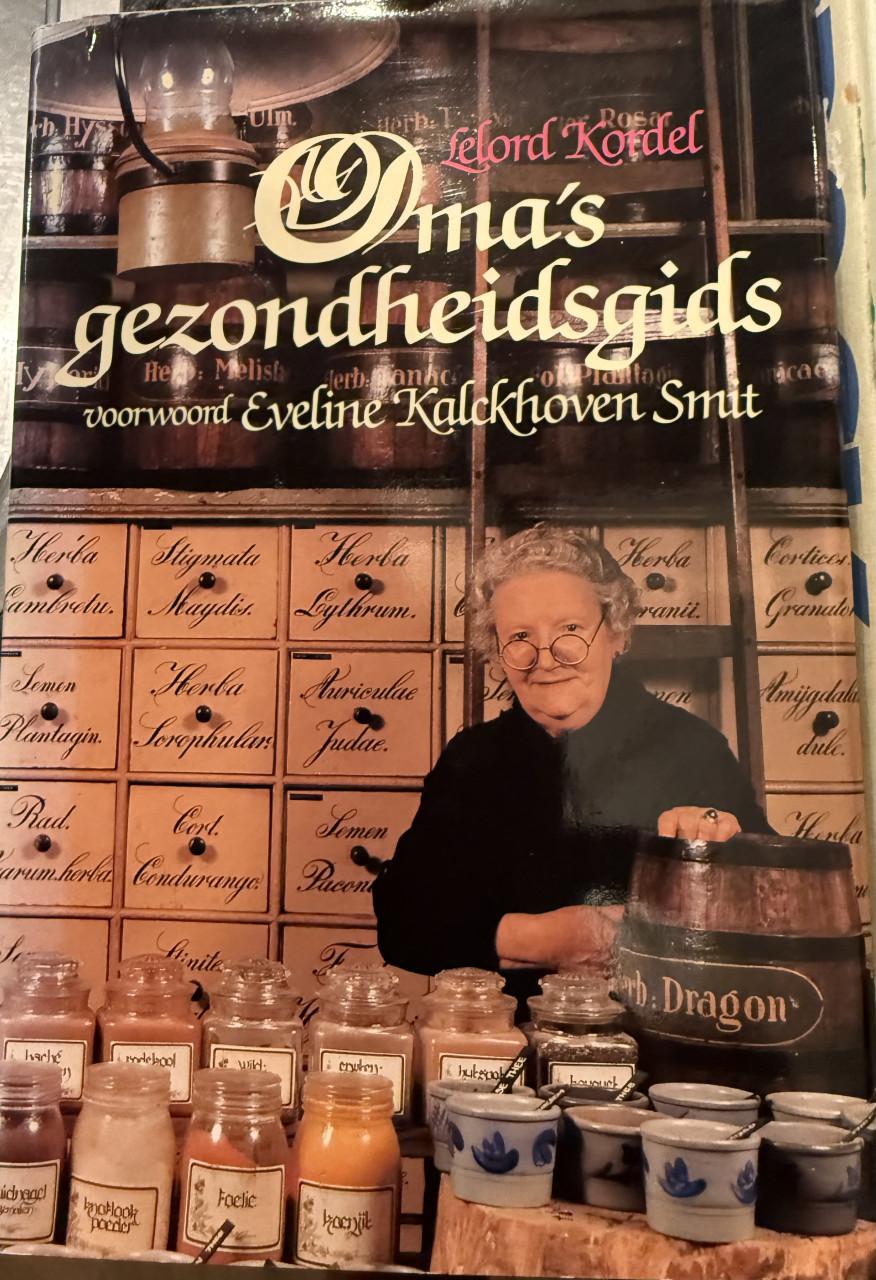 3 perfecte boeken voor 10 euro. Allemaal harde kaft.