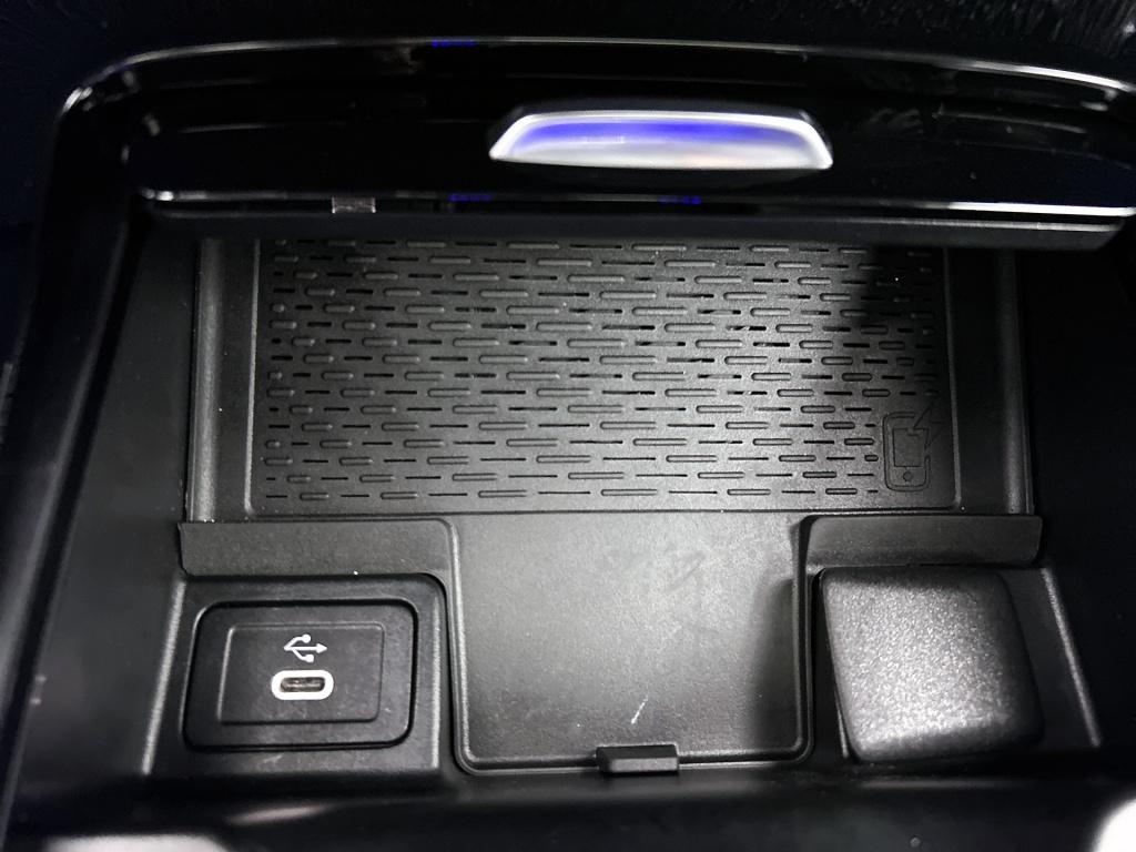 Mercedes-Benz Gla-klasse 200 amg line | sfeerverlichting | panoramadak | cr