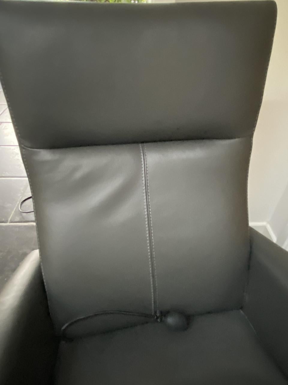 Prominent sta op en relax fauteuil, z.g.a.n., maat S/M