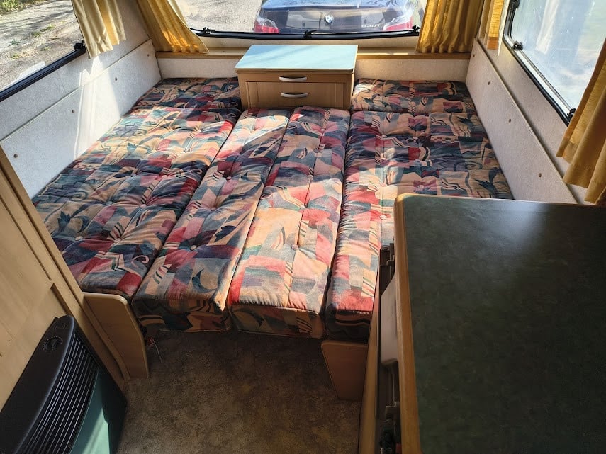 Caravan Swift Toscane 390 + Mover + Voortent