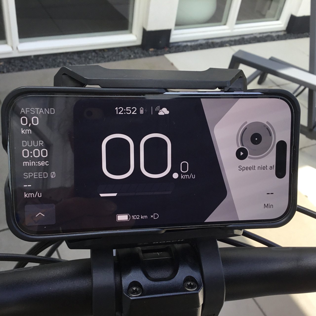 Prachtige witte Riese & Muller ebike