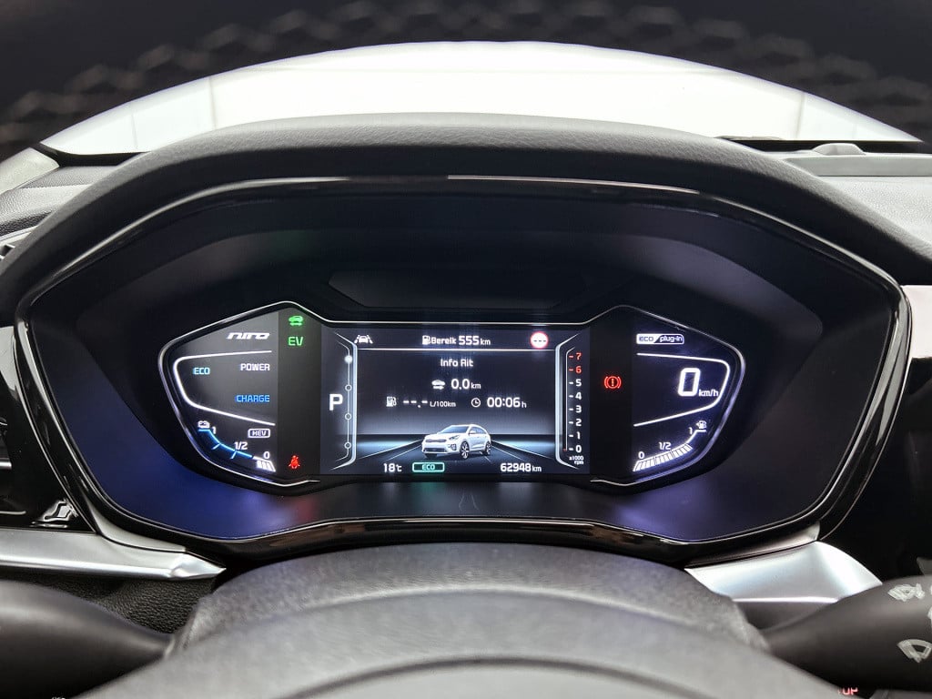Kia Niro 1.6 gdi phev executiveline | schuif-/kanteldak |