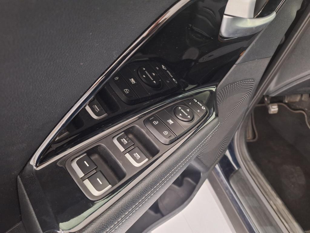Kia Niro 1.6 gdi hybride design edition | schuif\kanteldak | stoel/stuurwie