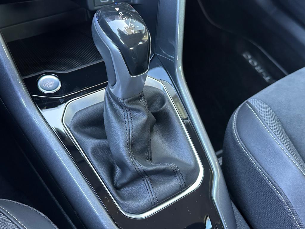 Volkswagen T-roc 1.5 tsi 150pk dsg style carplay | camera | keyless | elek.