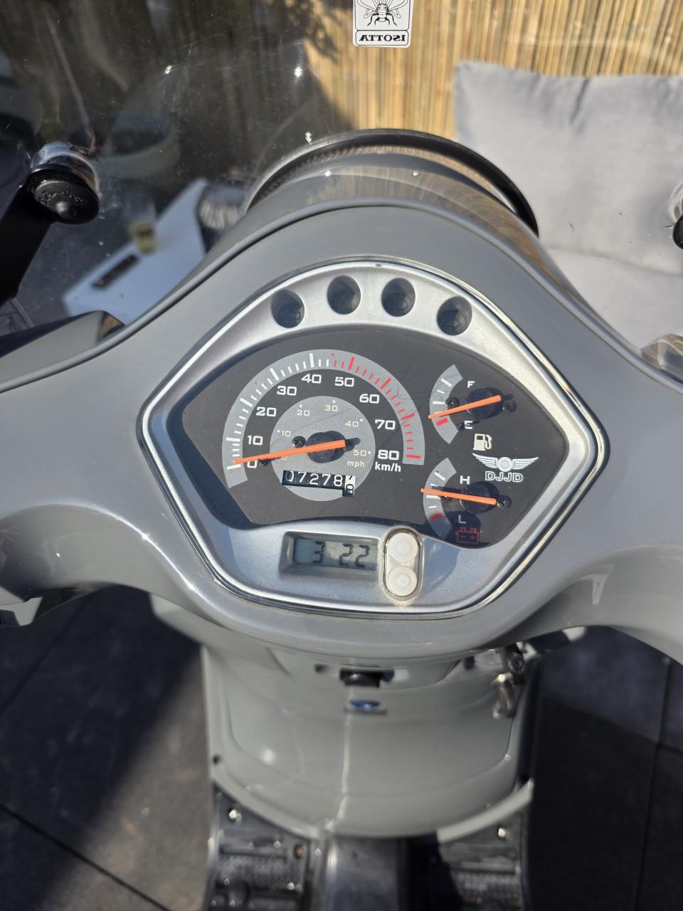 Scooter DJJD Cashmere