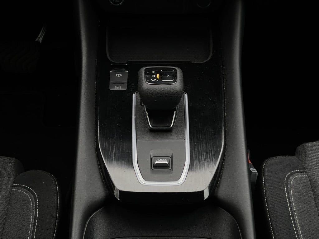 Nissan Qashqai 1.3 mhev xtronic premiere edition | panoramadak | head-up di