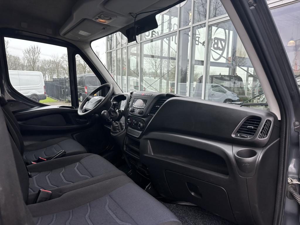 Iveco Daily 35c18v 3.0 180pk 352 h2 l | trekhaak 3.5t | airco | cruisec.