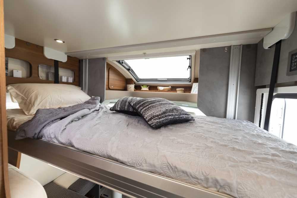 Elnagh Baron 531 - 2022 - complete halfintegraal van slechts 5,99 meter